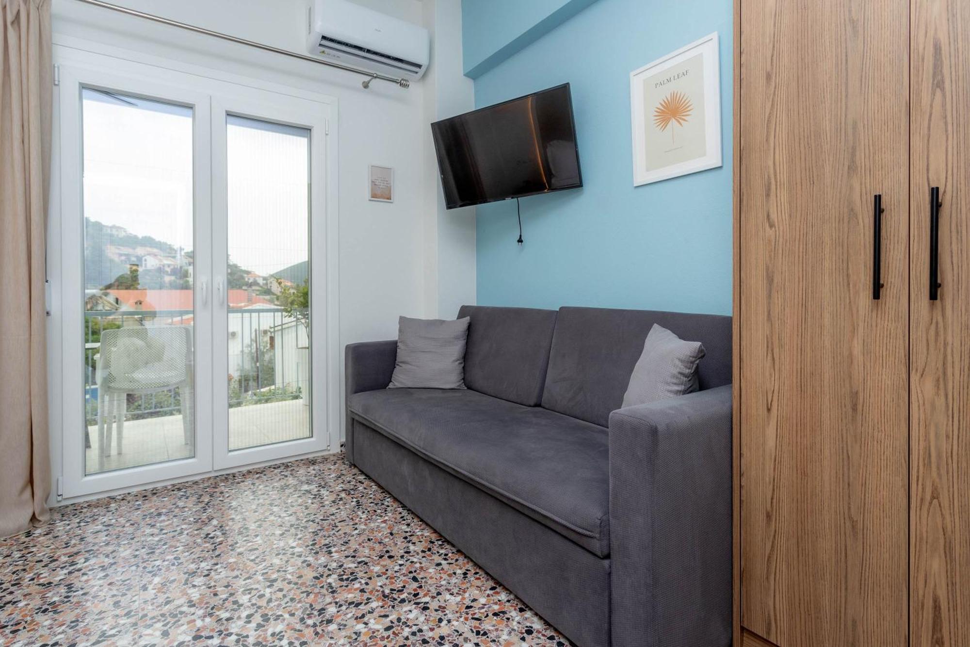 Pteleo Apartments Птелеос Экстерьер фото